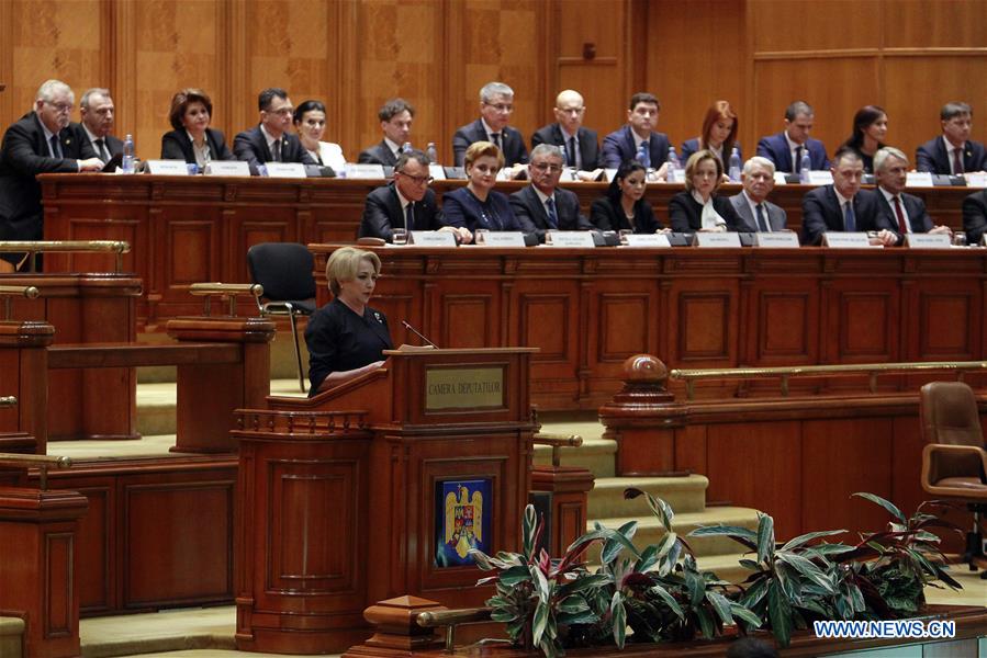 ROMANIA-BUCHAREST-NEW GOVERNMENT-CONFIDENCE VOTE