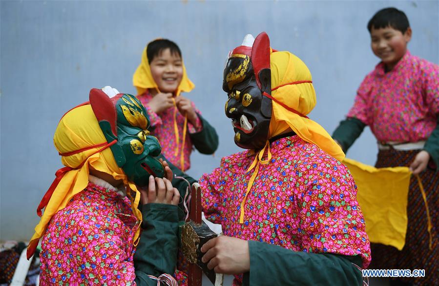 CHINA-JIANGXI-NUO DANCE (CN)