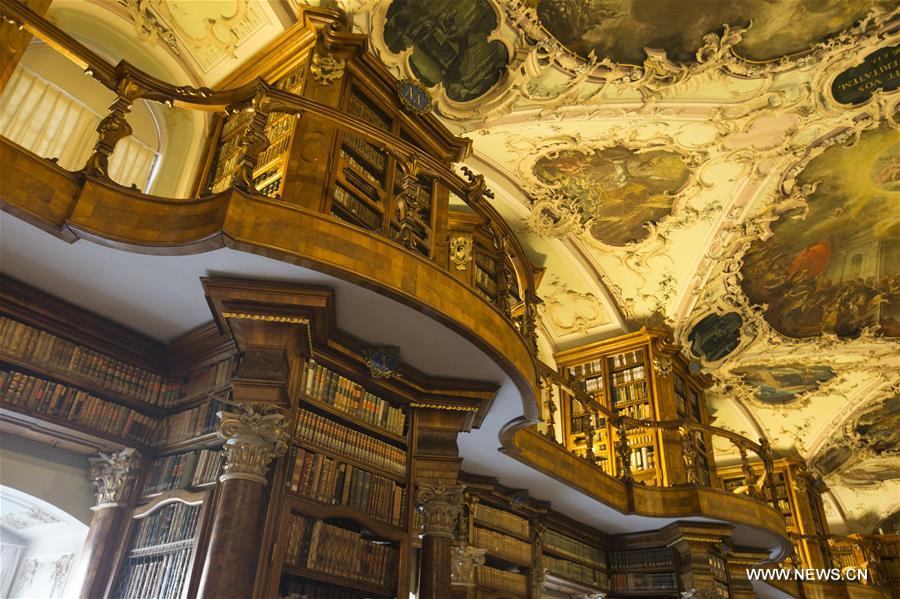 SWITZERLAND-ST.GALLEN CITY-ABBEY LIBRARY