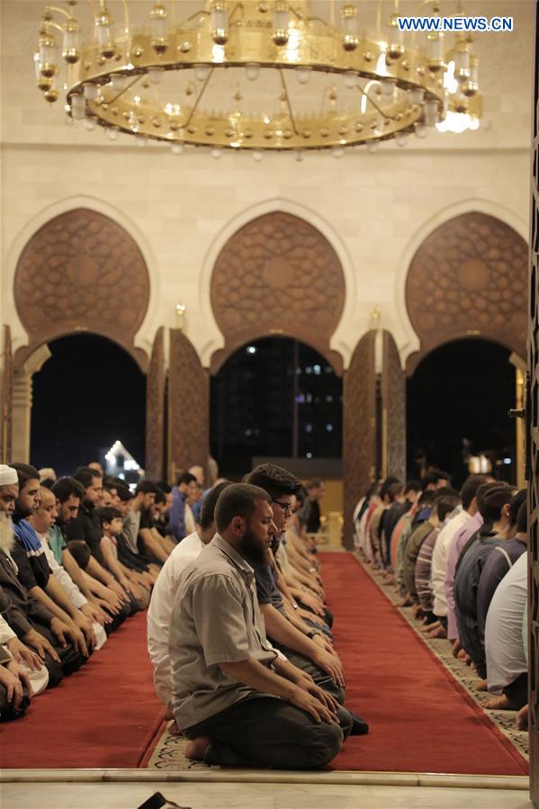 MIDEAST-GAZA CITY-RAMADAN-TARAWIH