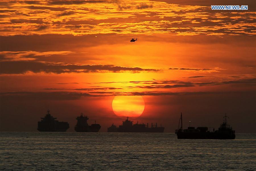 PHILIPPINES-MANILA-SUNSET 