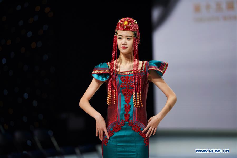 CHINA-INNER MONGOLIA-HOHHOT-COSTUME FESTIVAL (CN) 