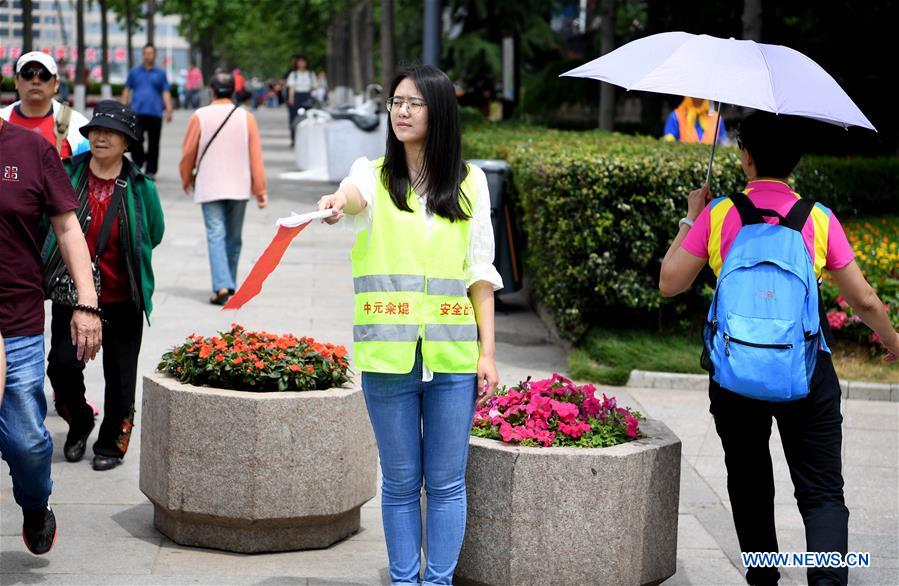 CHINA-100 MILLION VOLUNTEERS (CN)