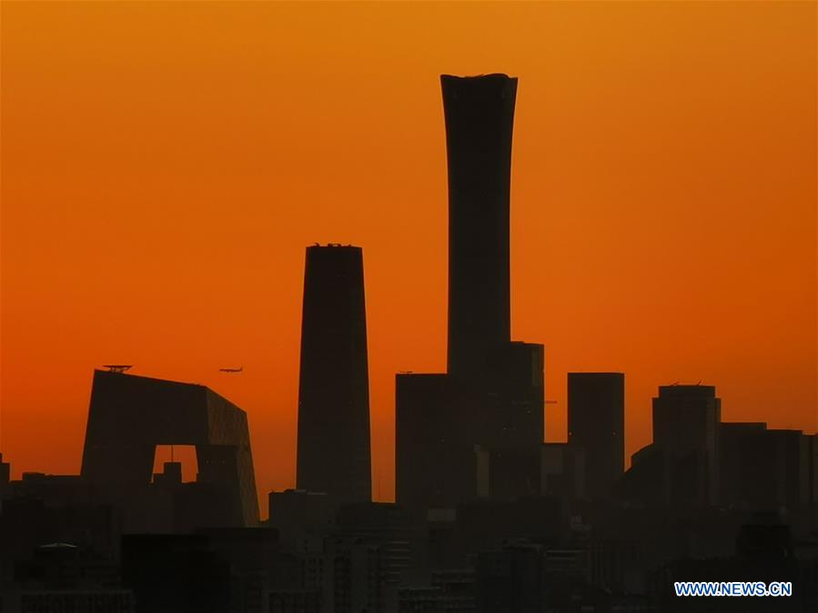 (BeijingCandid)CHINA-BEIJING-MORNING GLOW (CN)