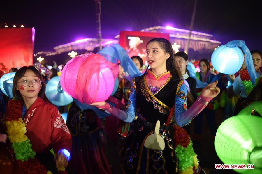 (PRC70Years)CHINA-BEIJING-NATIONAL DAY-CELEBRATIONS-EVENING GALA (CN)