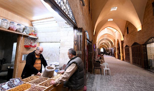 Will of life resurrects old Aleppo souks in Syria after devastation