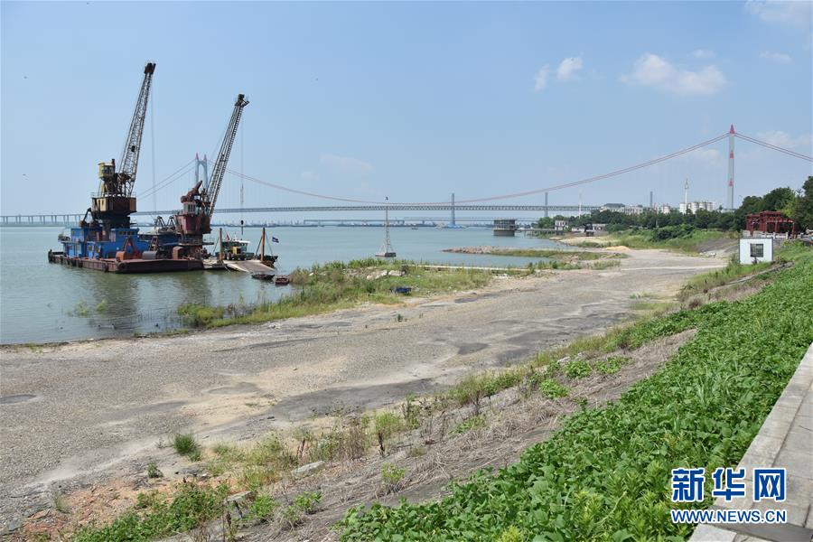 （大江奔流——来自长江经济带的报道·图文互动）（2）登岳阳楼，又见“浩浩汤汤”