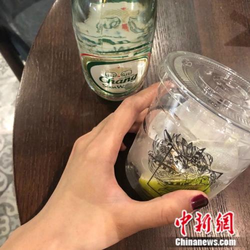 奶茶的种类已经不再限制于“奶 茶”。来源：受访者供图。